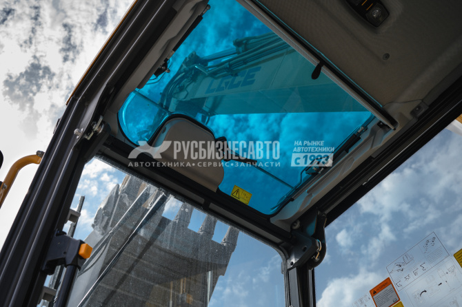 Купить Экскаватор колесный LGCE E7150H (Квик-каплер гидр, Двухпоточная гидролиния (X3)) в компании Русбизнесавто - изображение 6