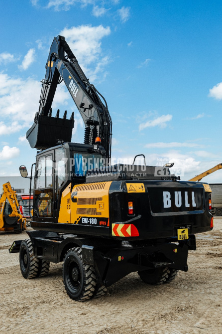 Купить Экскаватор колесный BULL EW180-PLUS в компании Русбизнесавто - изображение 2