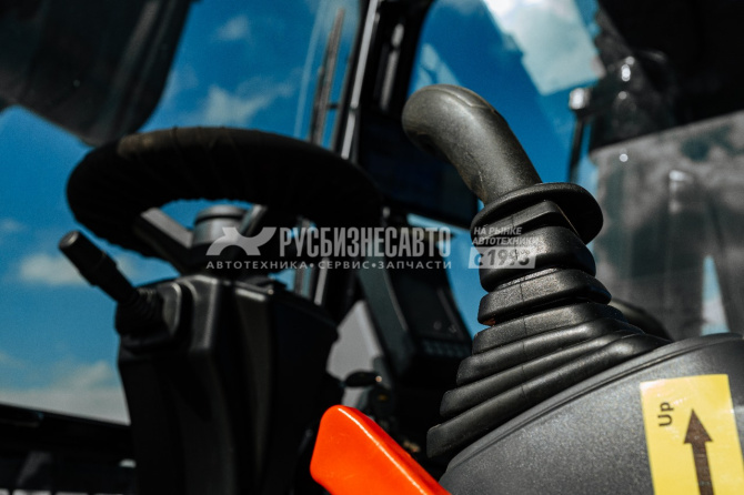 Купить Экскаватор колесный BULL EW180-PLUS в компании Русбизнесавто - изображение 3