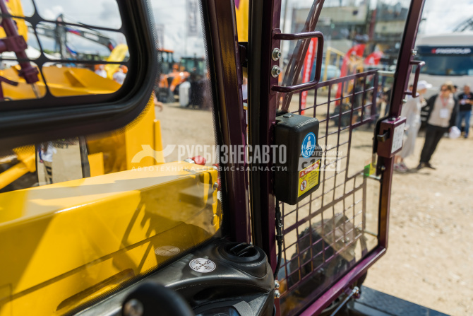 Купить Мини-погрузчик ЧЕТРА МКСМ 1600М (Комплектация ПРЕМИУМ) в компании Русбизнесавто - изображение 11